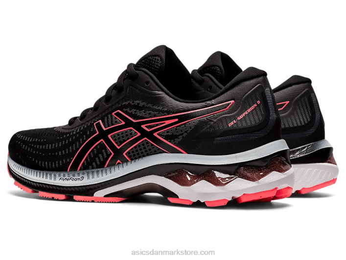 Asicsgel-superion 5 60Z42606 sort/flammende koral