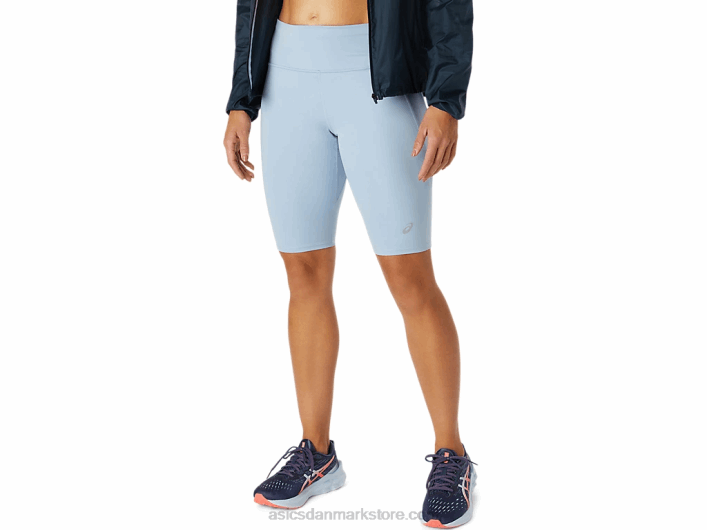 Asicskvinders kasane sprinter 60Z43766 tåge