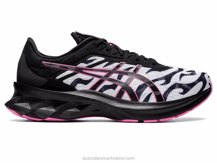 Asicsnovablast sps 60Z41300 sort hvid