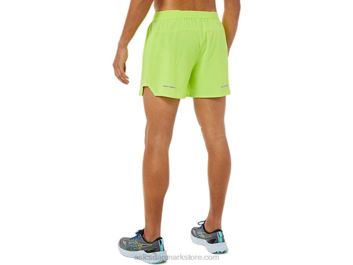 Asicsmænds vej 5 kort sagt 60Z41494 hazard grøn